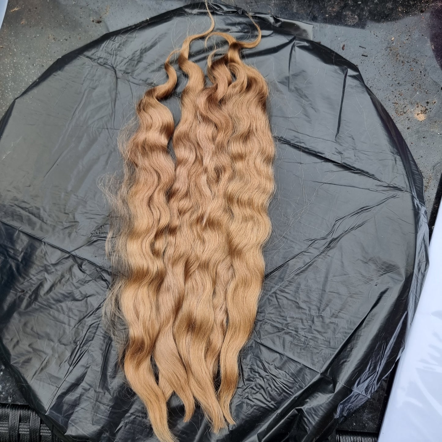 TODDLER wavy/slightly wavy honey/caramel