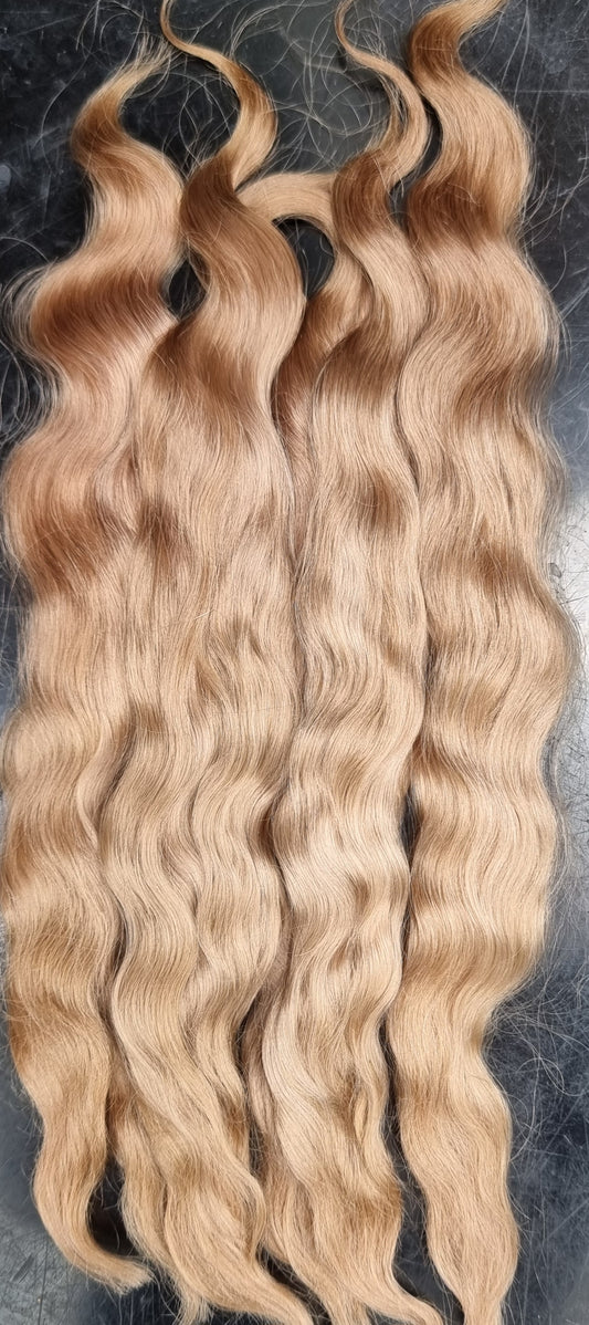Slight wavy Golden Blonde mohair