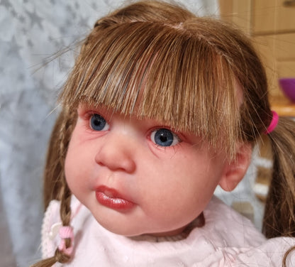 Toddler Lily-beth by Ann Timmerman