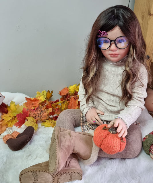 Adelia by Olga Tschenskaja