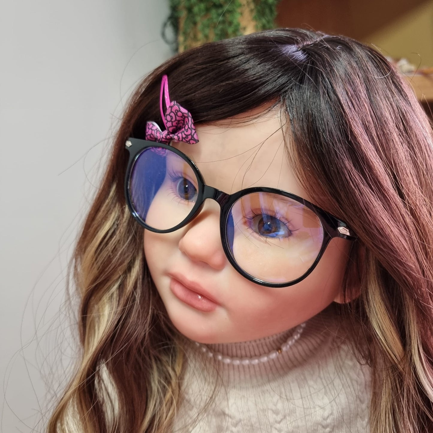 Adelia by Olga Tschenskaja