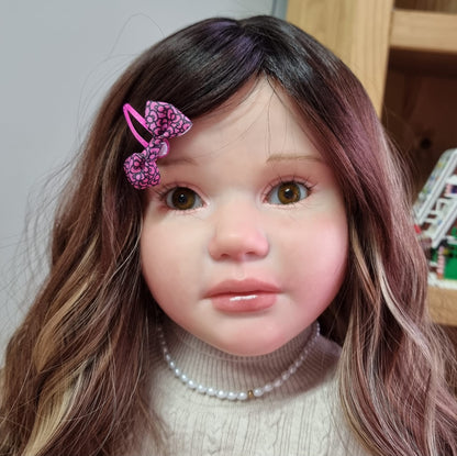 Adelia by Olga Tschenskaja