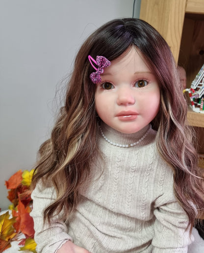 Adelia by Olga Tschenskaja