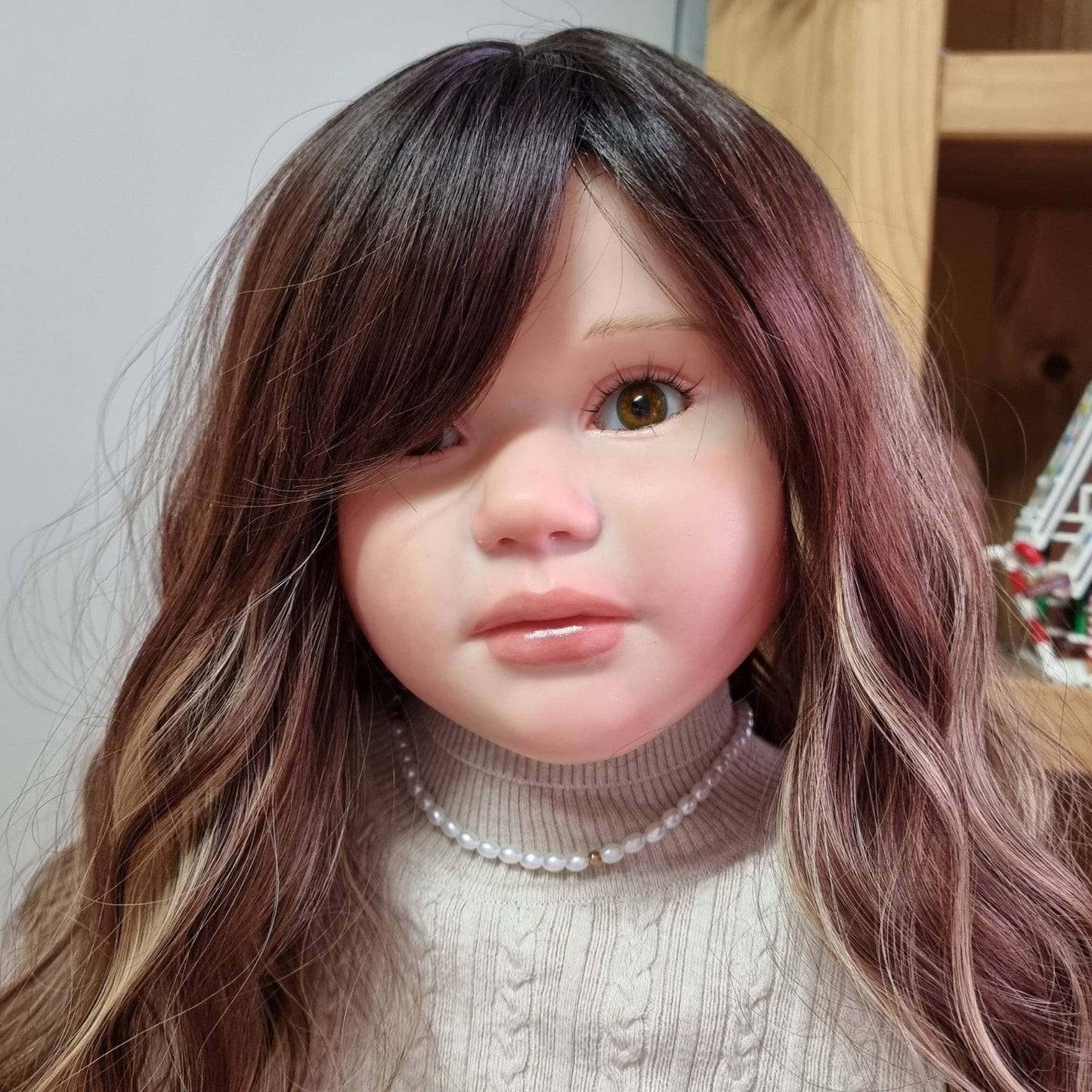 Adelia by Olga Tschenskaja